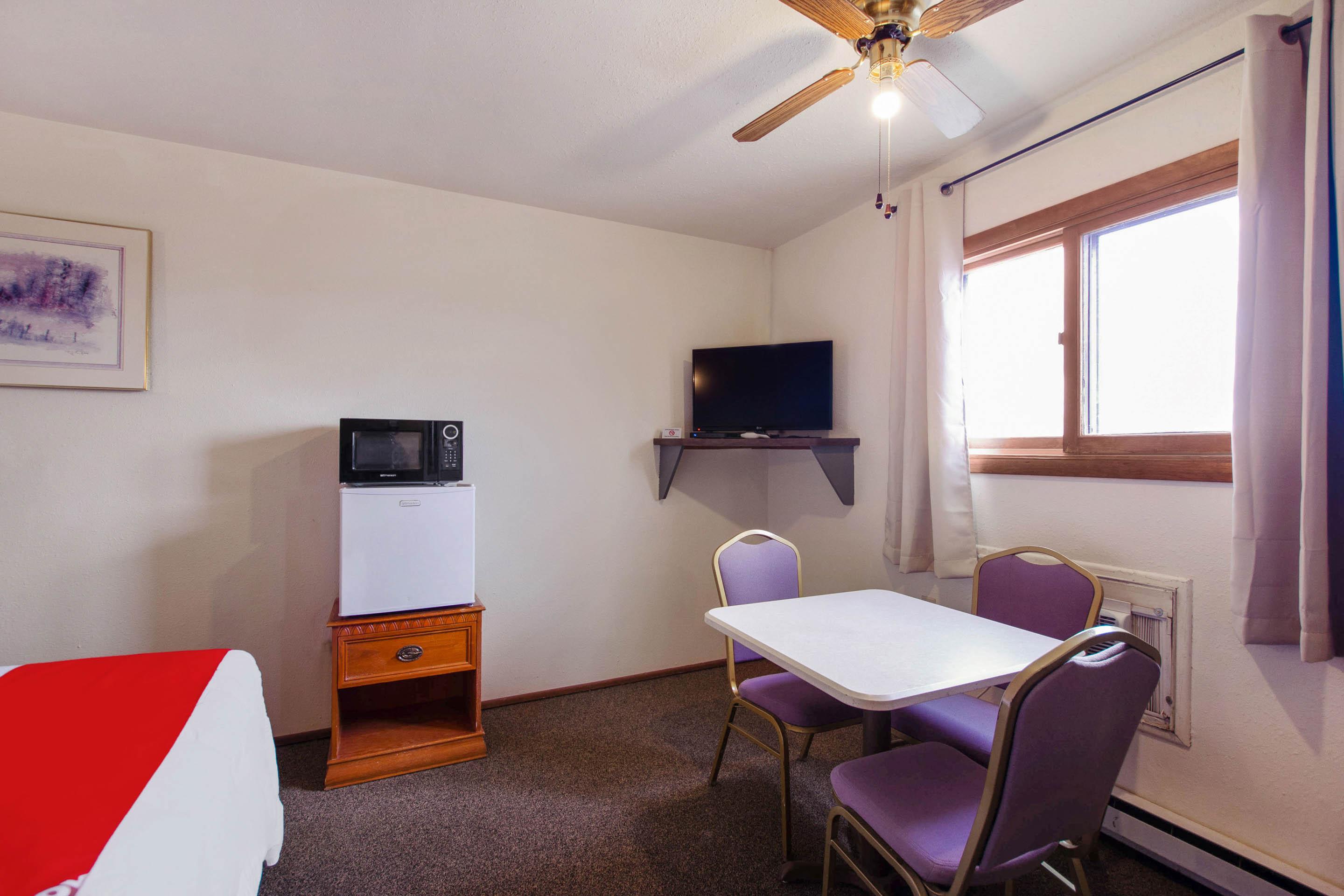 Oyo Hotel Cheyenne Wells - Us 40 Esterno foto