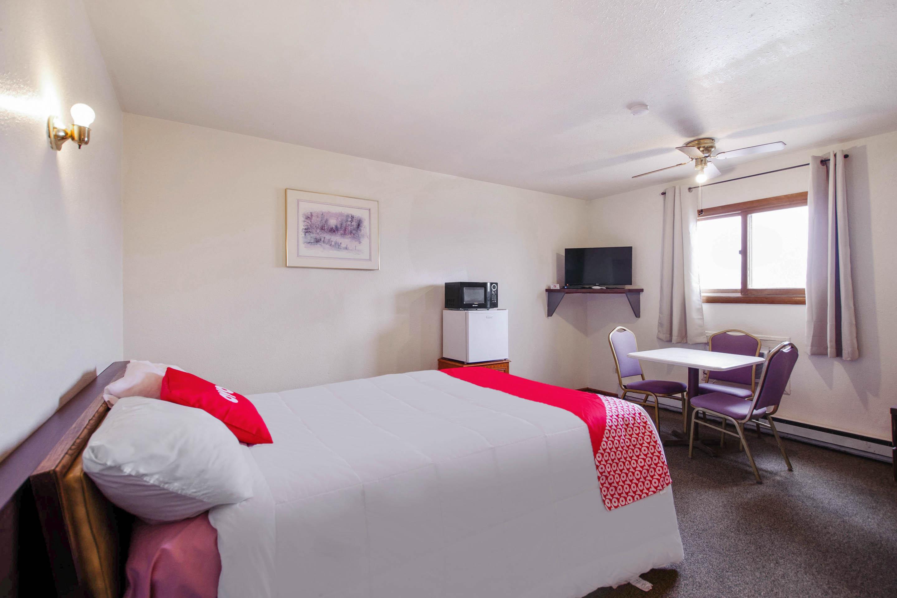 Oyo Hotel Cheyenne Wells - Us 40 Esterno foto
