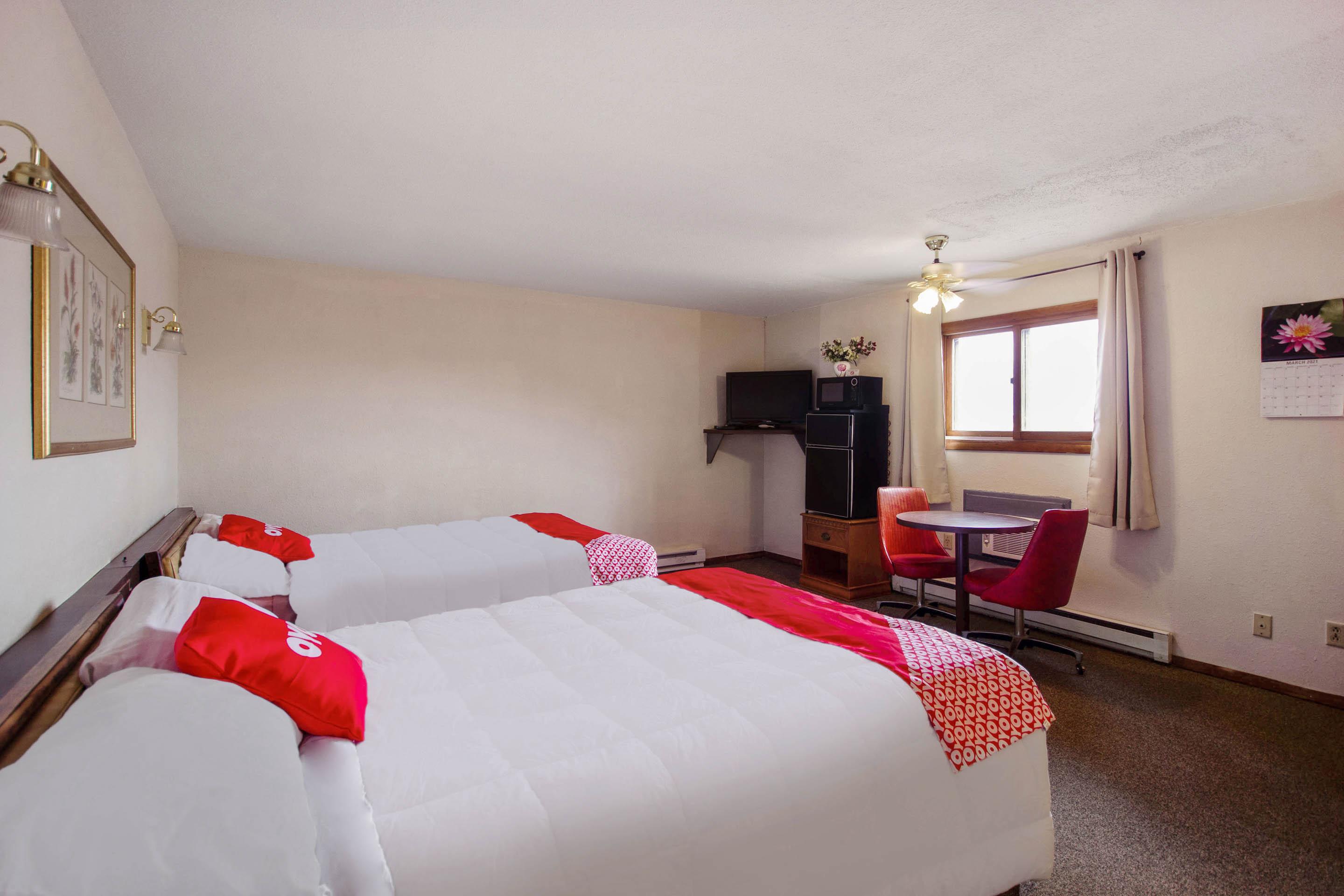 Oyo Hotel Cheyenne Wells - Us 40 Esterno foto
