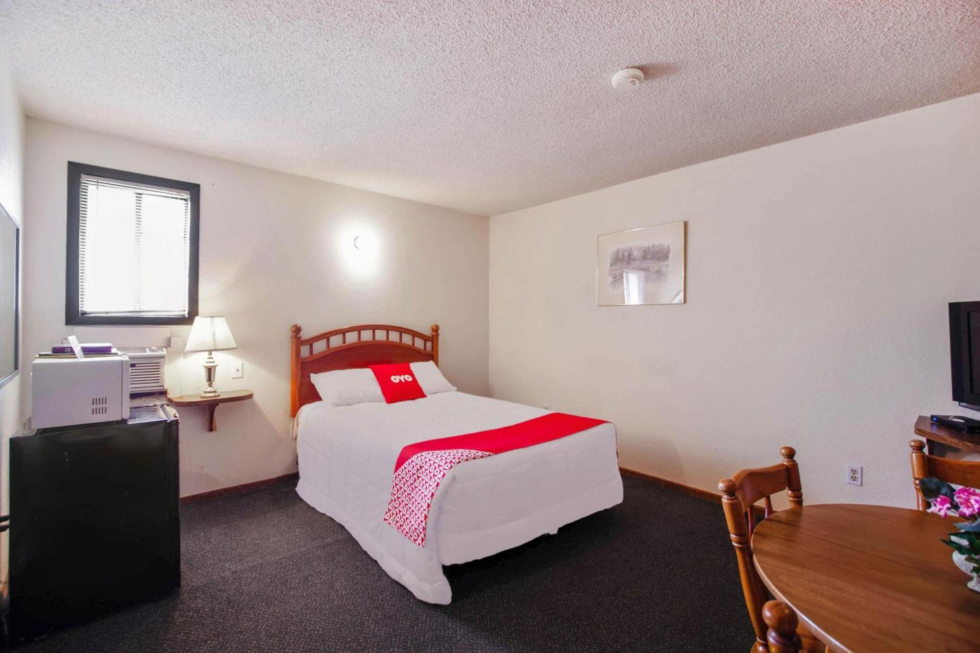 Oyo Hotel Cheyenne Wells - Us 40 Esterno foto