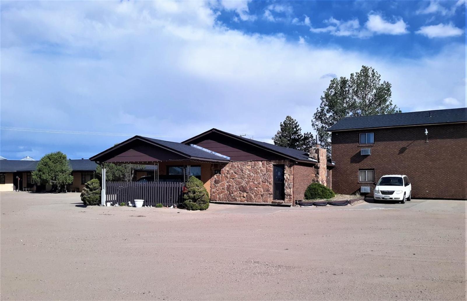 Oyo Hotel Cheyenne Wells - Us 40 Esterno foto
