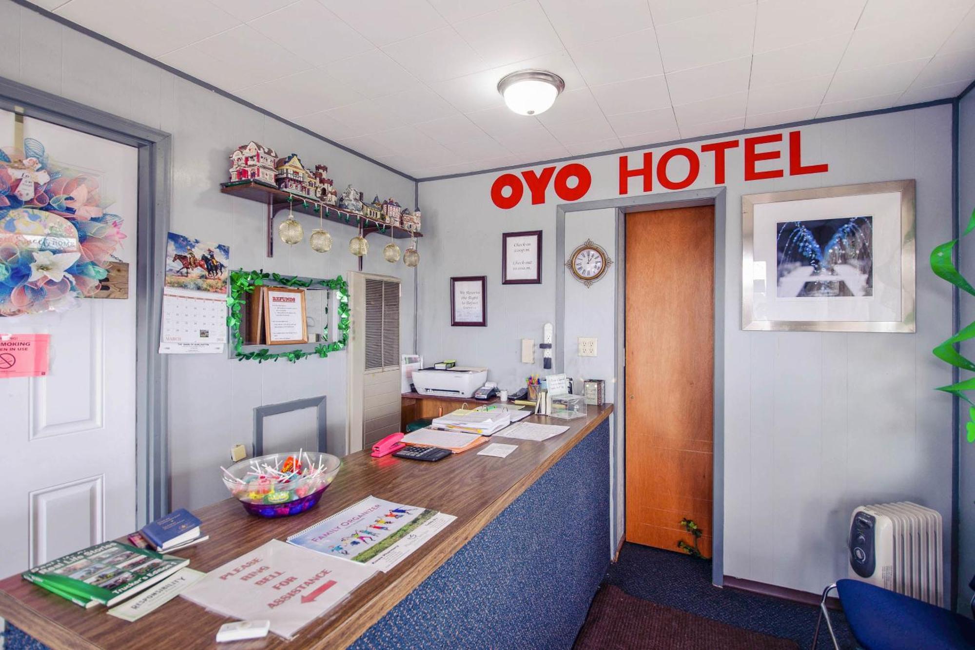 Oyo Hotel Cheyenne Wells - Us 40 Esterno foto